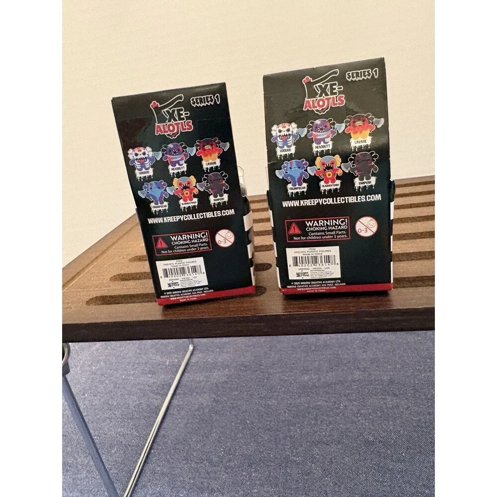 Two Axe-Alotls Figurines - Lavaxe and Headbutt